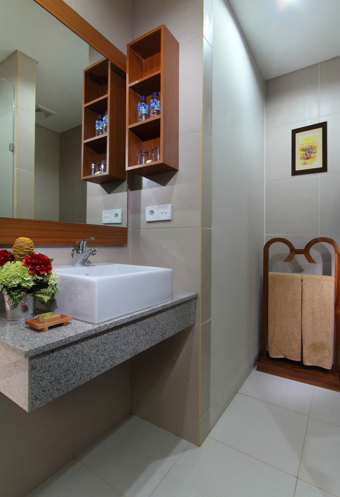 Kubu Cempaka Seminyak Hotel Екстериор снимка